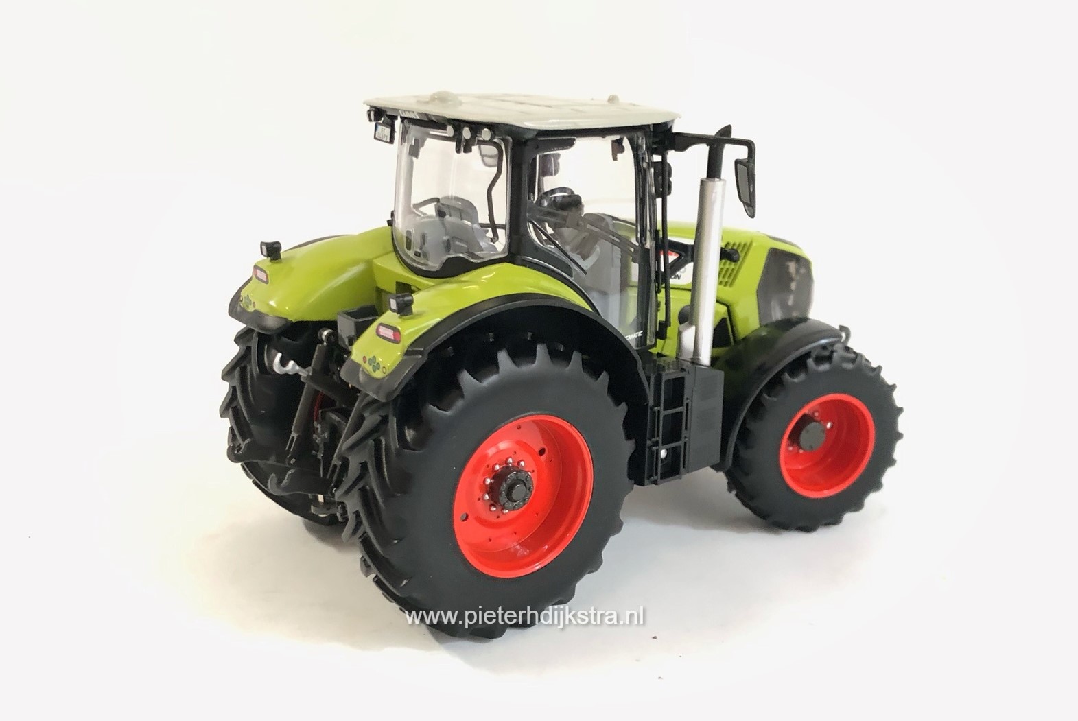Claas Axion 870 USK 1:32 - Pieter H. Dijkstra