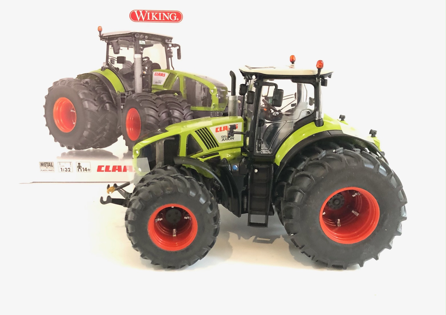 Claas Axion 950 Wiking 1:32 Dubbellucht - Pieter H. Dijkstra